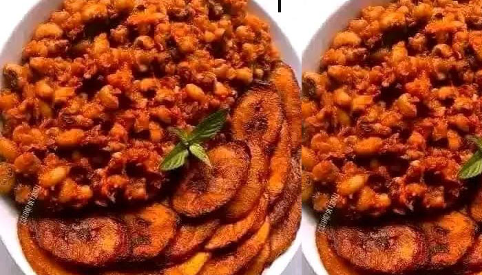 Fried Plantains/Beans (Ewa Agoyin)
