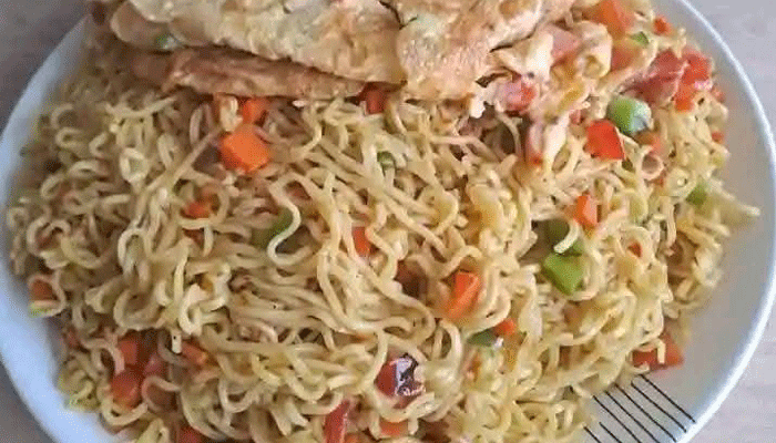 Indomie with Fried Eggs